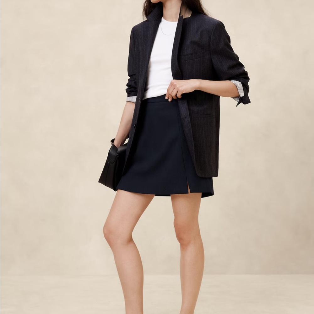 Banana republic mini skirt NWT 12